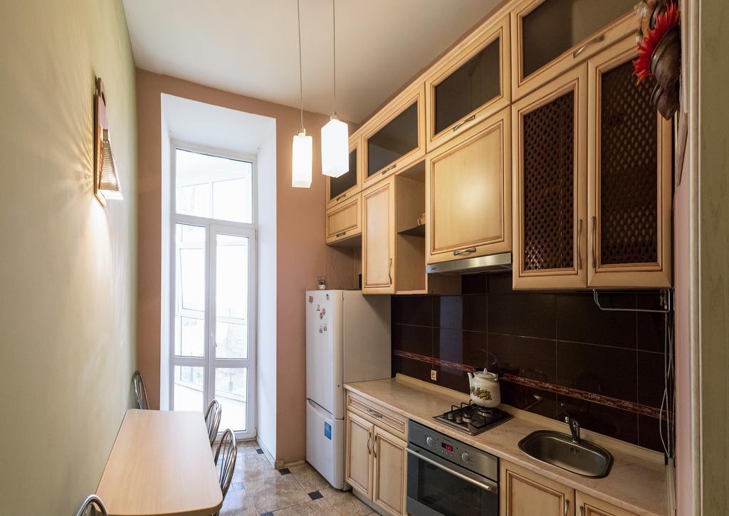 Apartment On Hutsulska 24H Electric Lviv Exterior photo